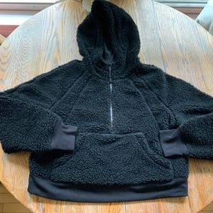 LULULEMON ATHLETICA  oh so Sherpa half zip pullover/lined/M/L